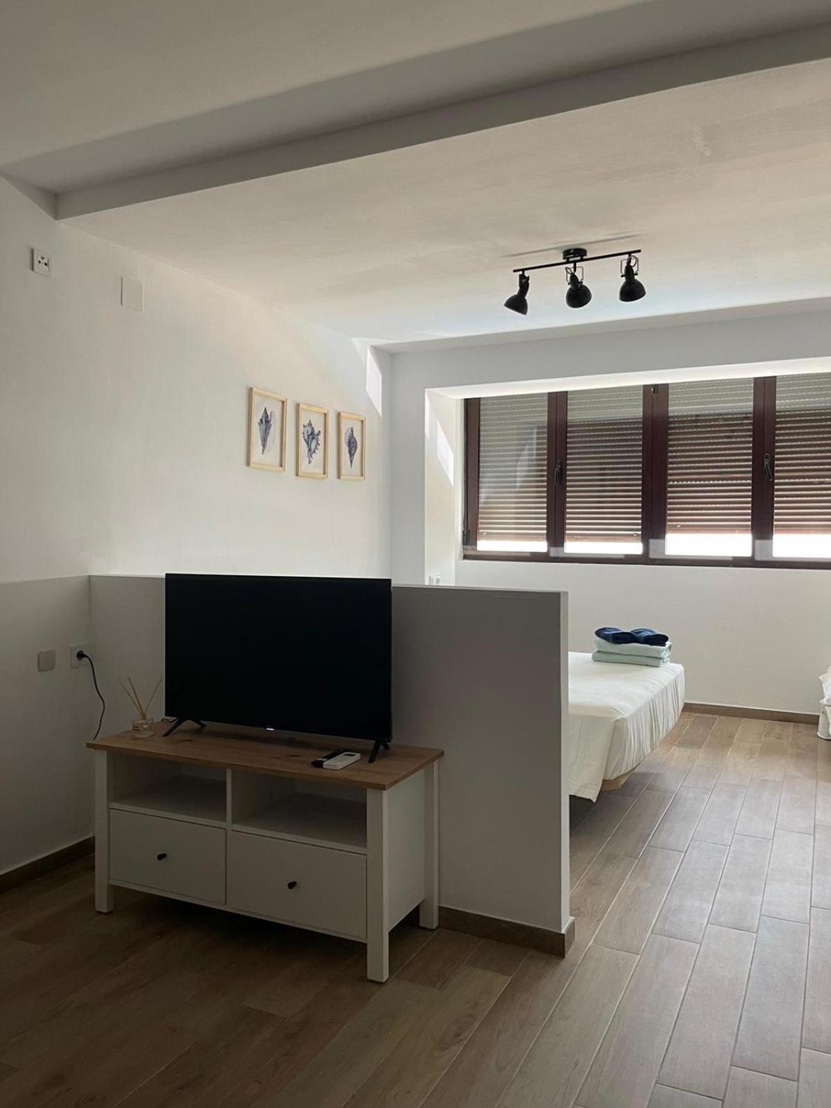 Apartamentos Matilda 科尼尔-德拉弗龙特拉 外观 照片