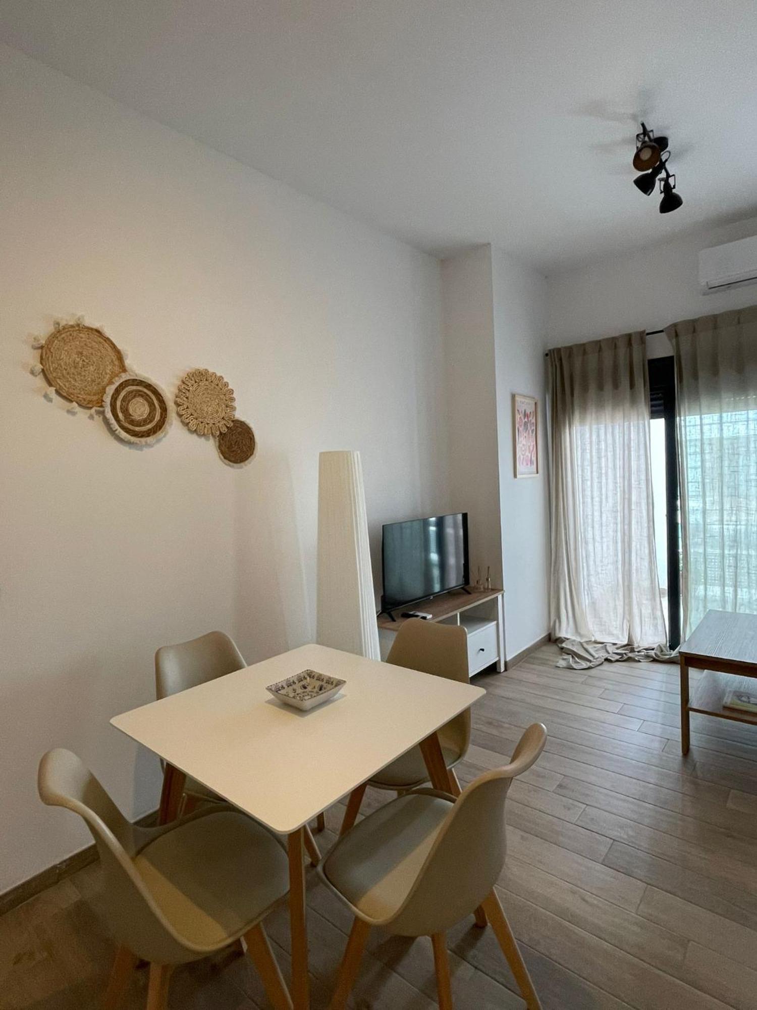Apartamentos Matilda 科尼尔-德拉弗龙特拉 外观 照片