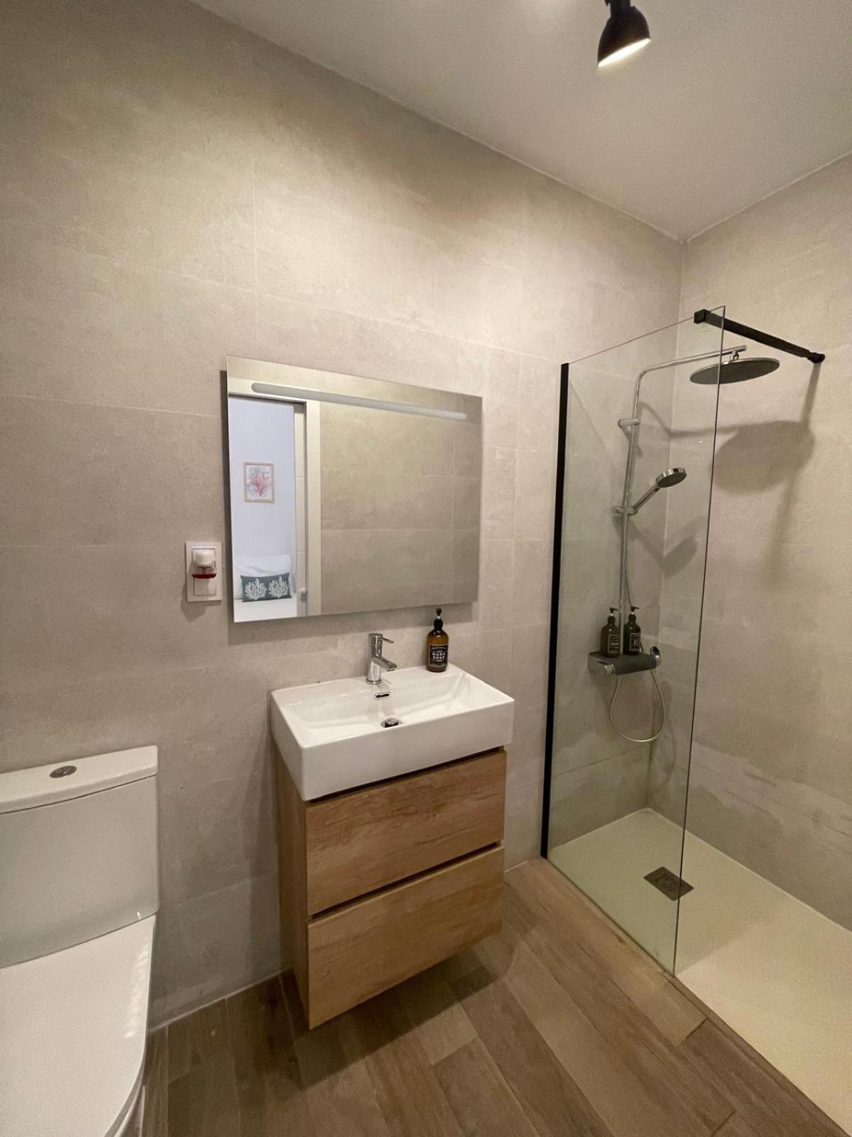 Apartamentos Matilda 科尼尔-德拉弗龙特拉 外观 照片